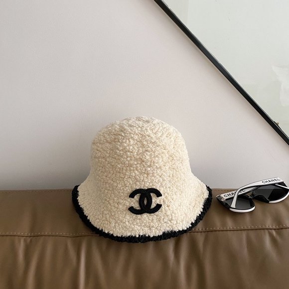 💎✨AUTHENTIC✨💎CHANEL hat - Picture 3 of 7